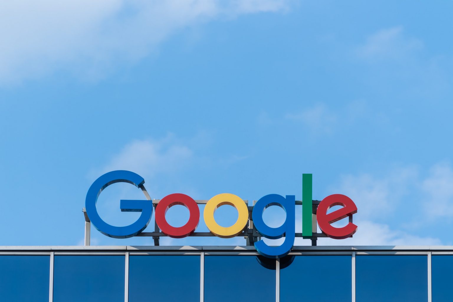 google-paying-publishers-is-more-about-pr-than-the-needs-of-the-news